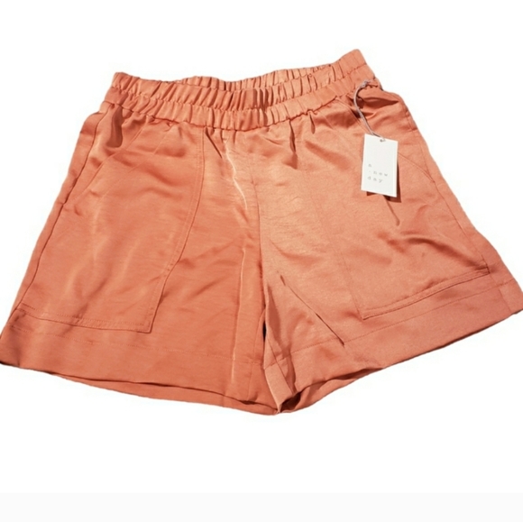 NEW WOMEN'S A NEW DAY HIGH-RISE PULL ON SHORTS - Picture 7 of 7